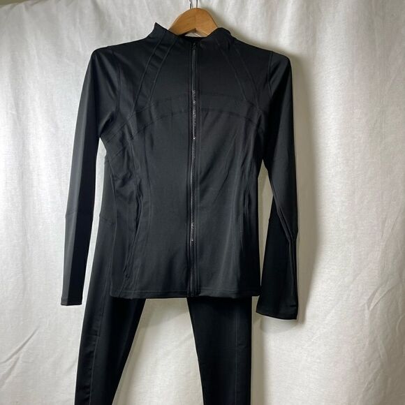 Two Piece Active Leggings Set - Picture 4 of 16